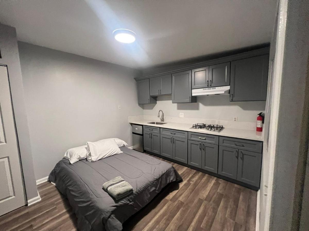 Albergue Hollywood's Homes For The Soul